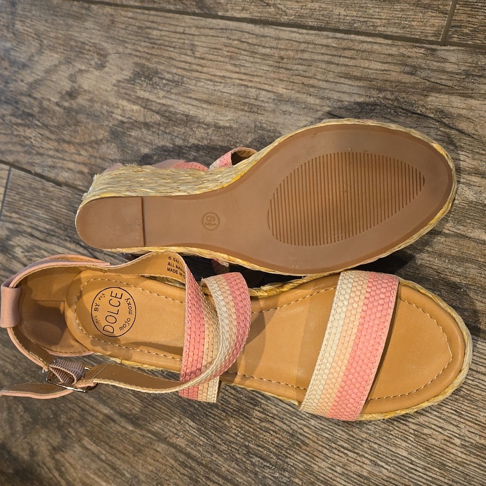 Wedges - Picture 6 of 6